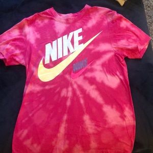 Nike T-shirt tie dye